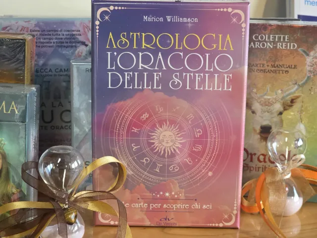 La Fenice Indaco Oracolo delle Stelle Marion Williamson carte astrologia