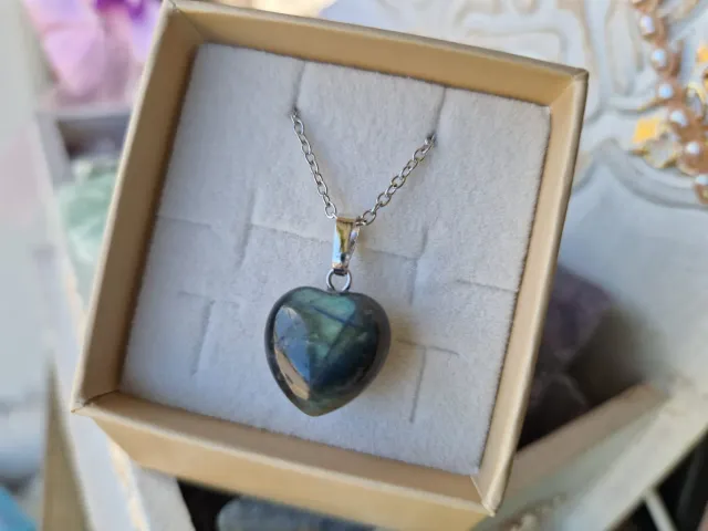 La Fenice Indaco Ciondolo Cuore Labradorite con catenina acciaio